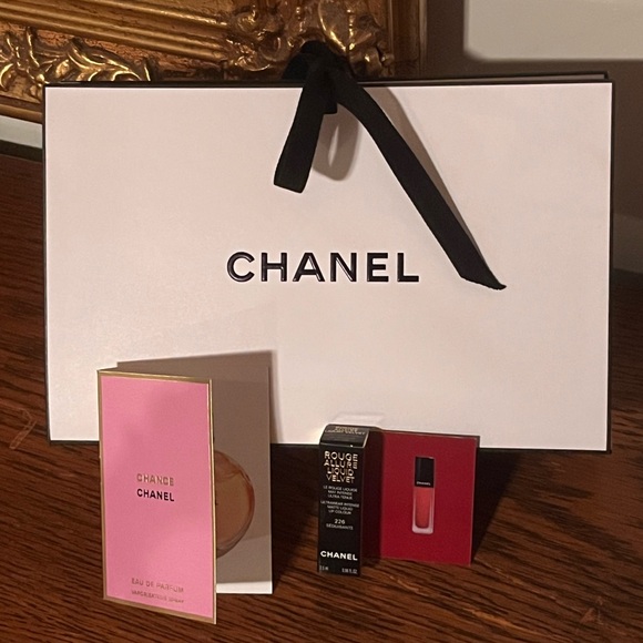 CHANEL Tie-Up Gift Bag with CHANCE Perfume + Red Rouge Allure Lipstick Samples - Picture 7 of 12